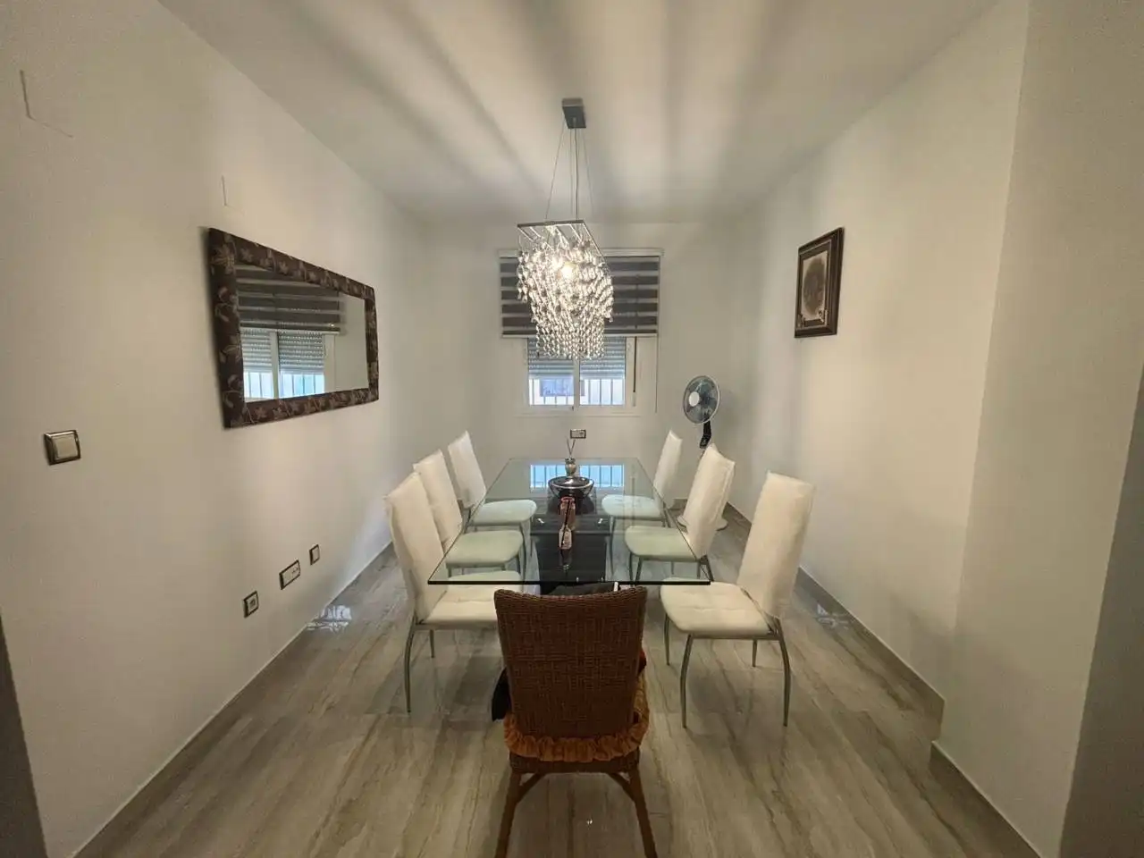 Comedor de Casa adosada en venta en Dos Hermanas con Aire acondicionado, Calefacción y Jardín privado