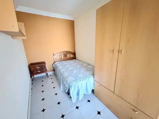 Schlafzimmer von Wohnung zur Miete in Puertollano mit Klimaanlage, Heizung und Möbliert