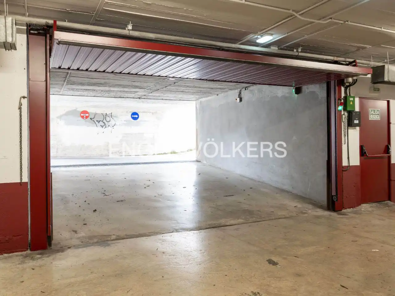 Parkplatz von Garage zum Verkauf in Donostia - San Sebastián 