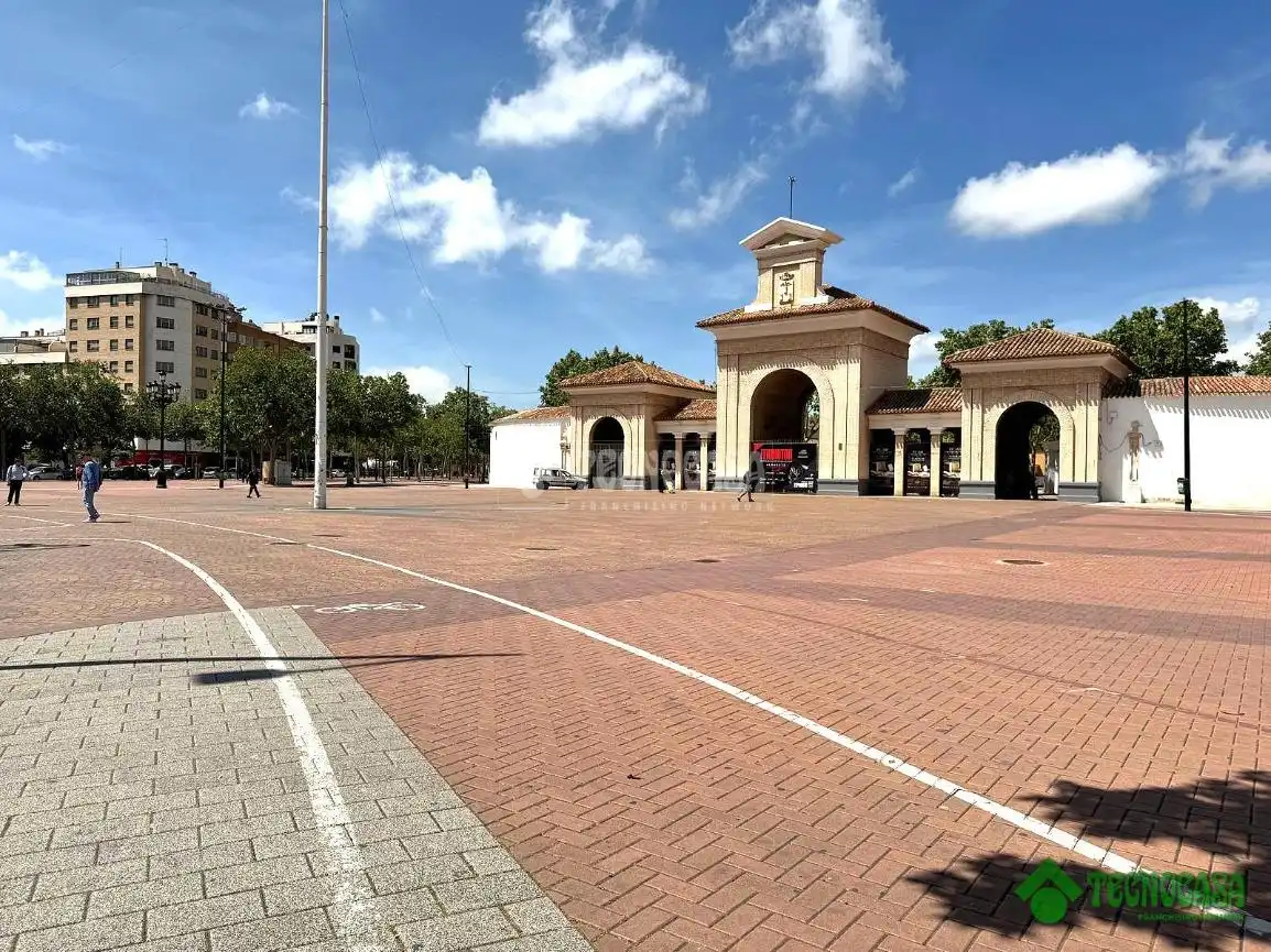 Vista exterior de Pis en venda en Albacete amb Aire condicionat, Calefacció i Terrassa