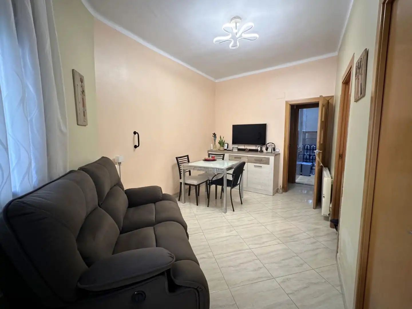 Sala d'estar de Pis en venda en Sant Boi de Llobregat