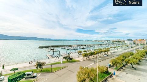 Foto 3 de Pis en venda a Calle Castelar, Puerto Chico, Santander