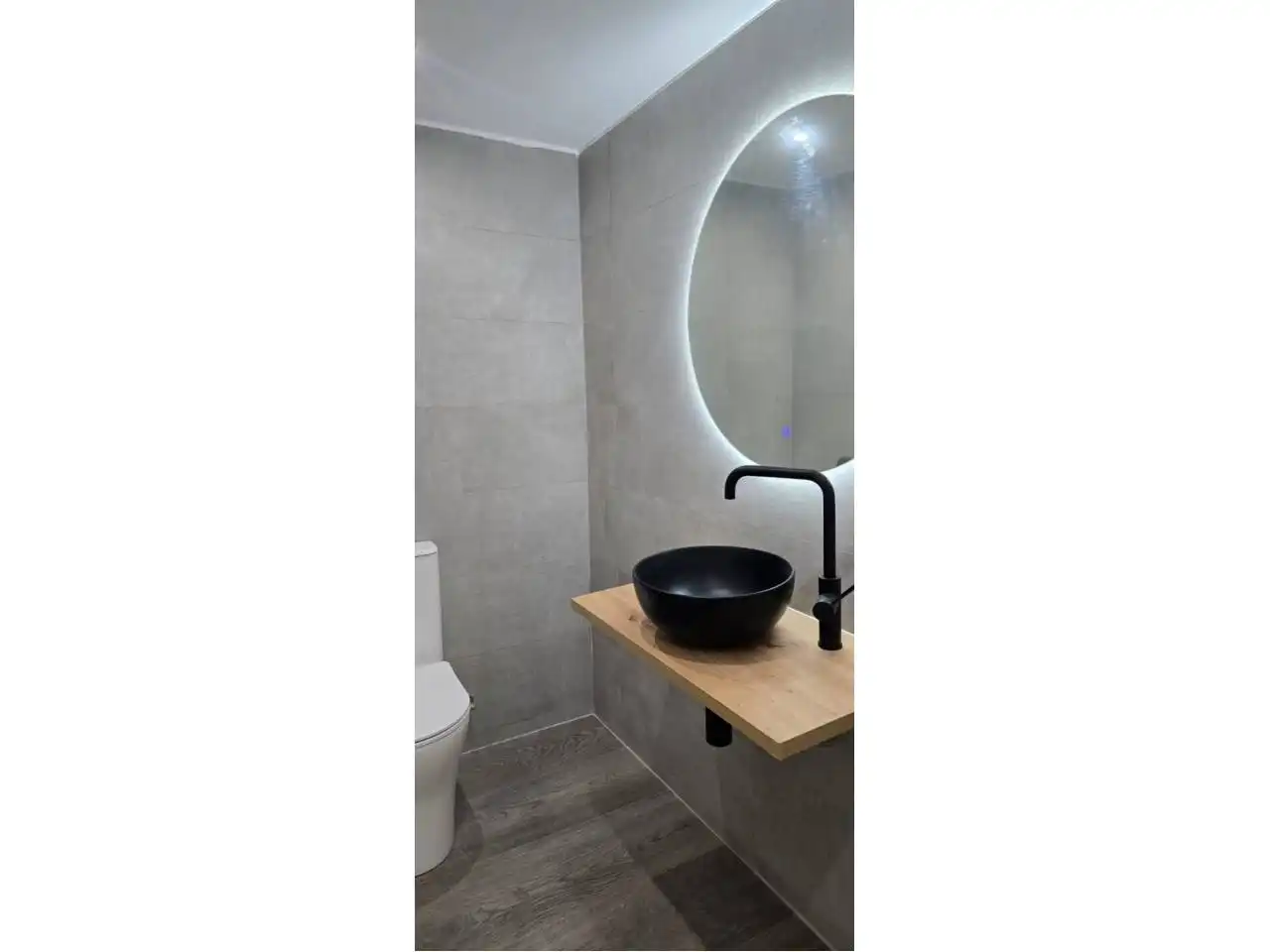 Bathroom of Attic for sale in Rubí  with Heating, Parquet flooring and Balcony