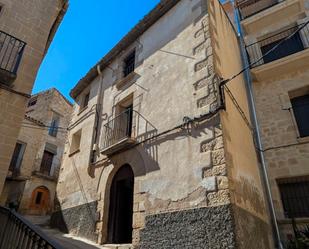 Vista exterior de Casa o xalet en venda en Calaceite amb Moblat i Balcó