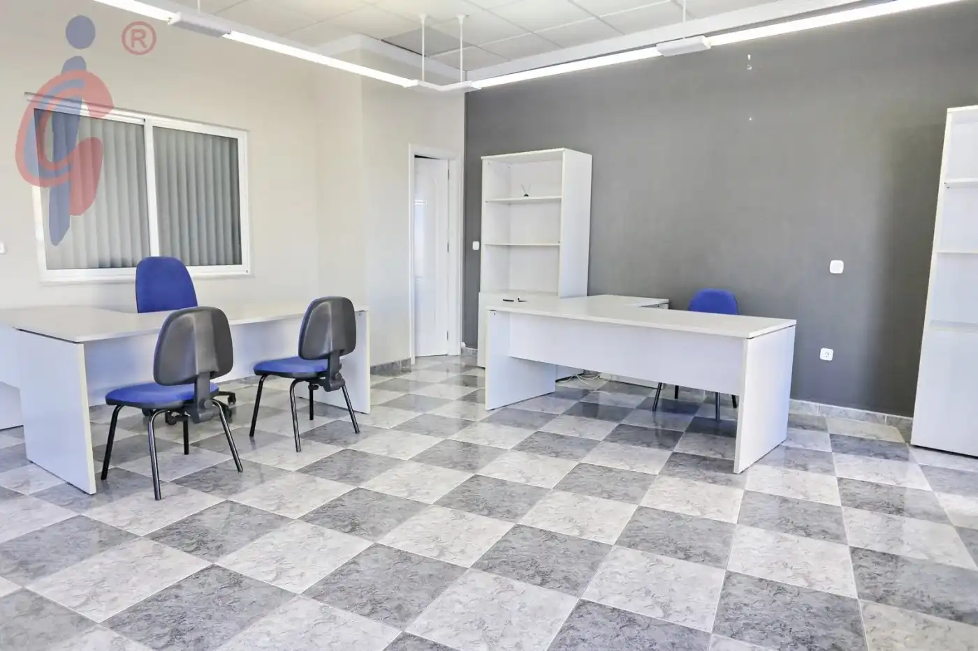 Commercial properties for sale in Guardamar del Segura  with Air Conditioner