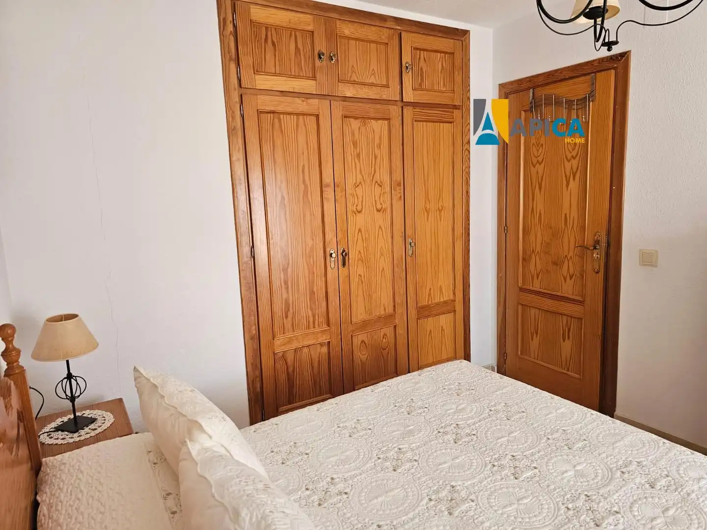 Habitación de Piso en venta en Manilva con Terraza y Alarma