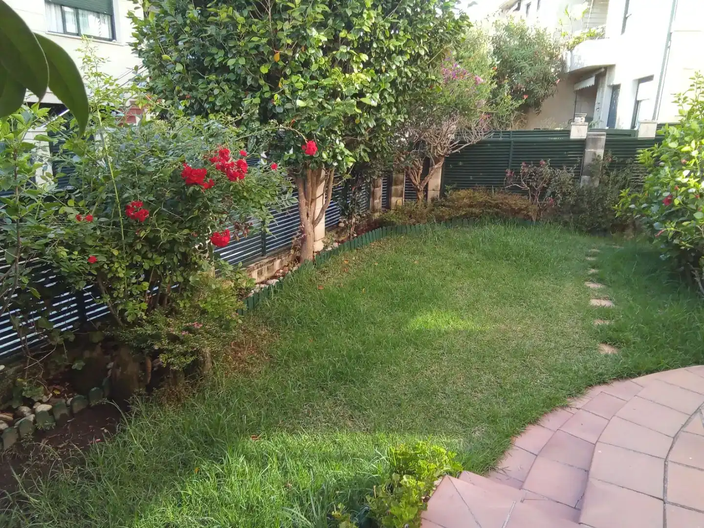 Jardín de Piso de alquiler en Nigrán con Jardín privado, Parquet y Amueblado