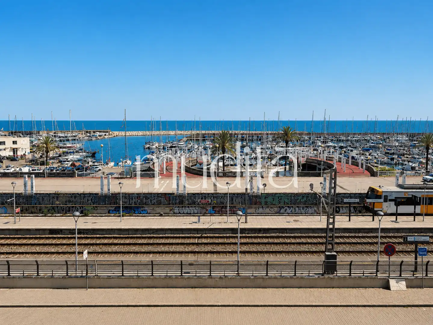 Casa adosada en venta en El Masnou con Trastero y Balcón