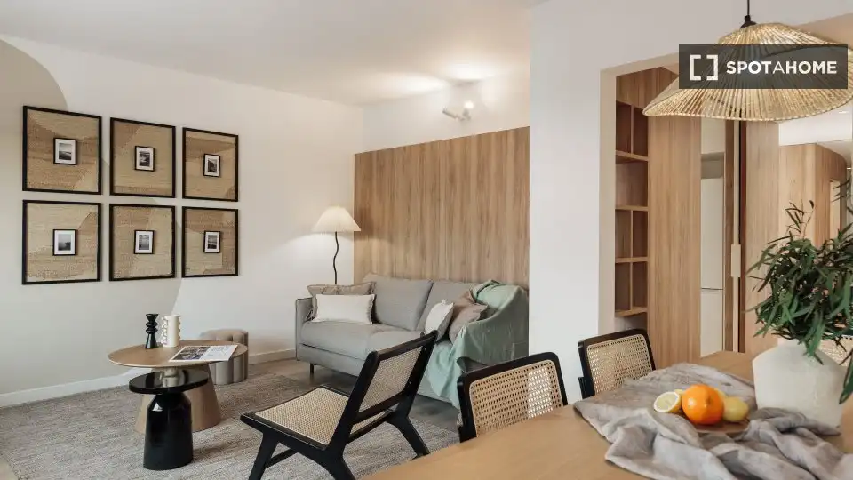 Sala de estar de Apartamento para compartir en Barcelona con Aire acondicionado, Terraza y Amueblado