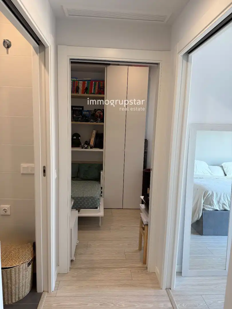 Attic for sale in Santiago, 22, Eixample Sud – Migdia