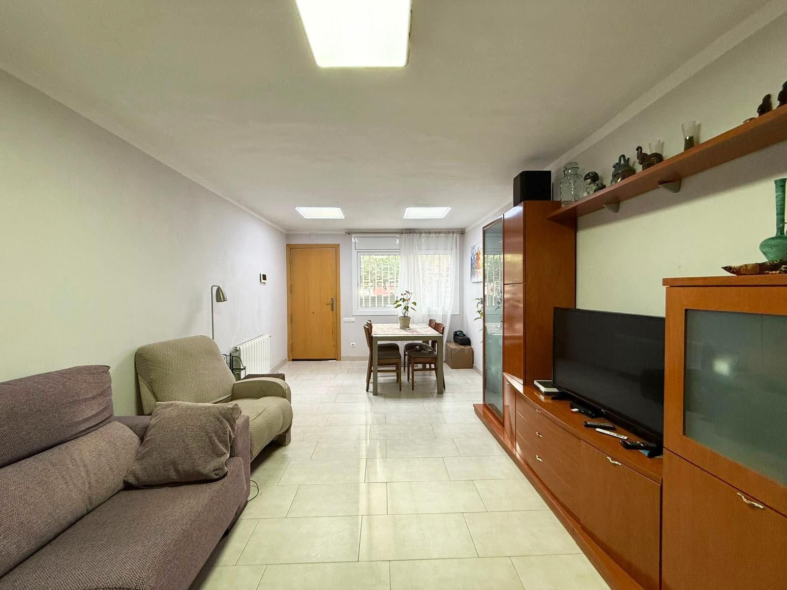 Sala d'estar de Casa o xalet en venda en  Barcelona Capital amb Aire condicionat i Terrassa