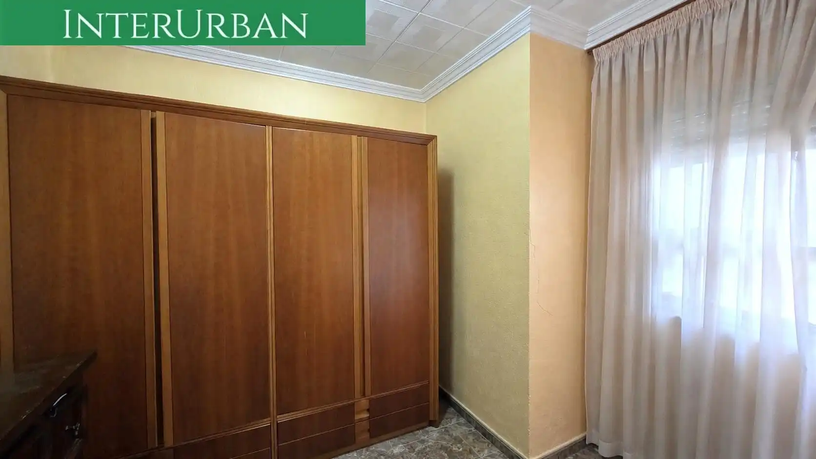 Schlafzimmer von Wohnung zum Verkauf in Llíria mit Klimaanlage, Heizung und Balkon