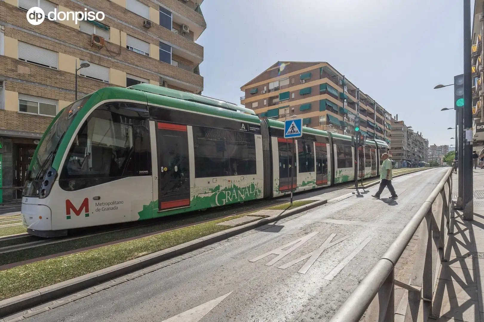 Außenansicht von Loft zum Verkauf in Granada mit Klimaanlage und Heizung