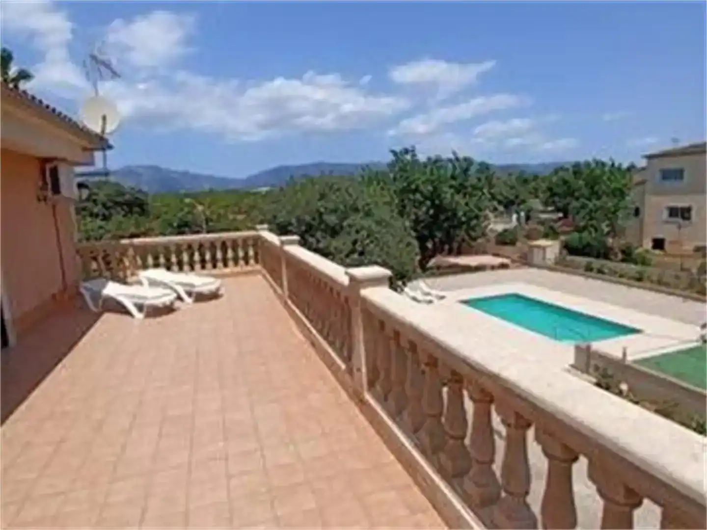 Vista exterior de Casa o xalet en venda en Marratxí amb Aire condicionat, Jardí privat i Traster