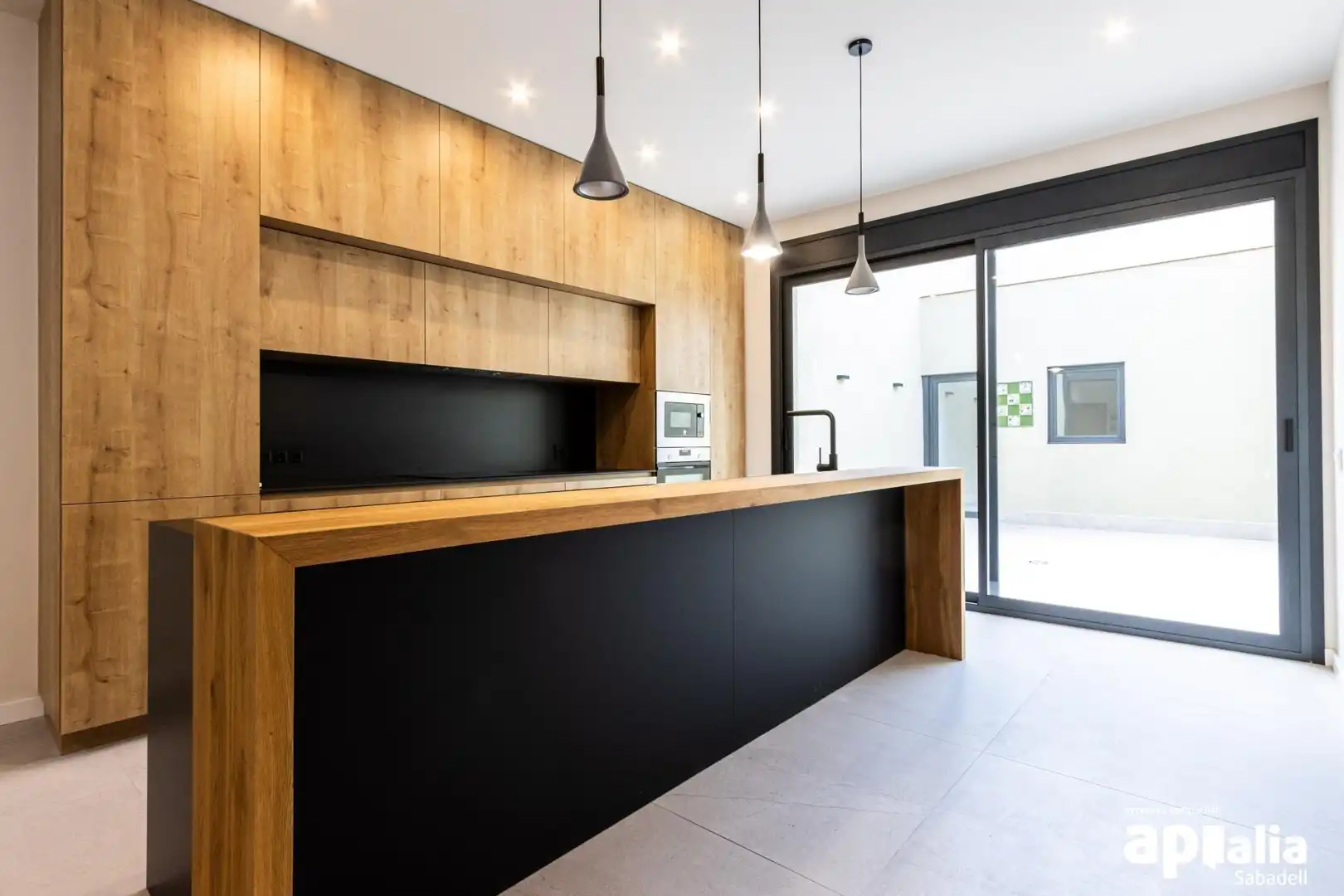 Cocina de Casa o chalet en venta en Sabadell con Aire acondicionado, Calefacción y Terraza
