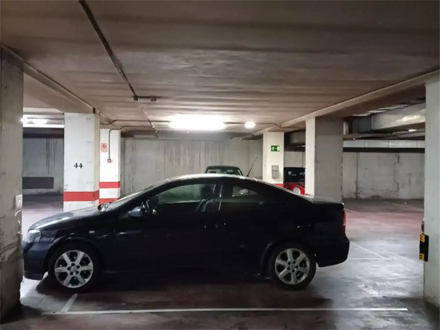 Aparcament de Garatge en venda en Avilés