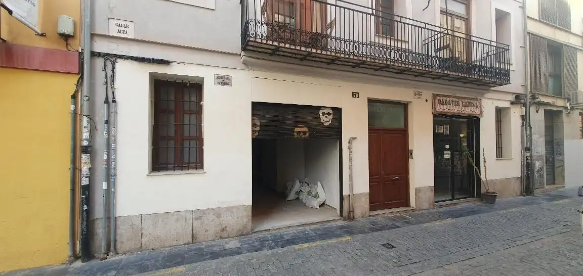 Parking de Local de alquiler en Valencia