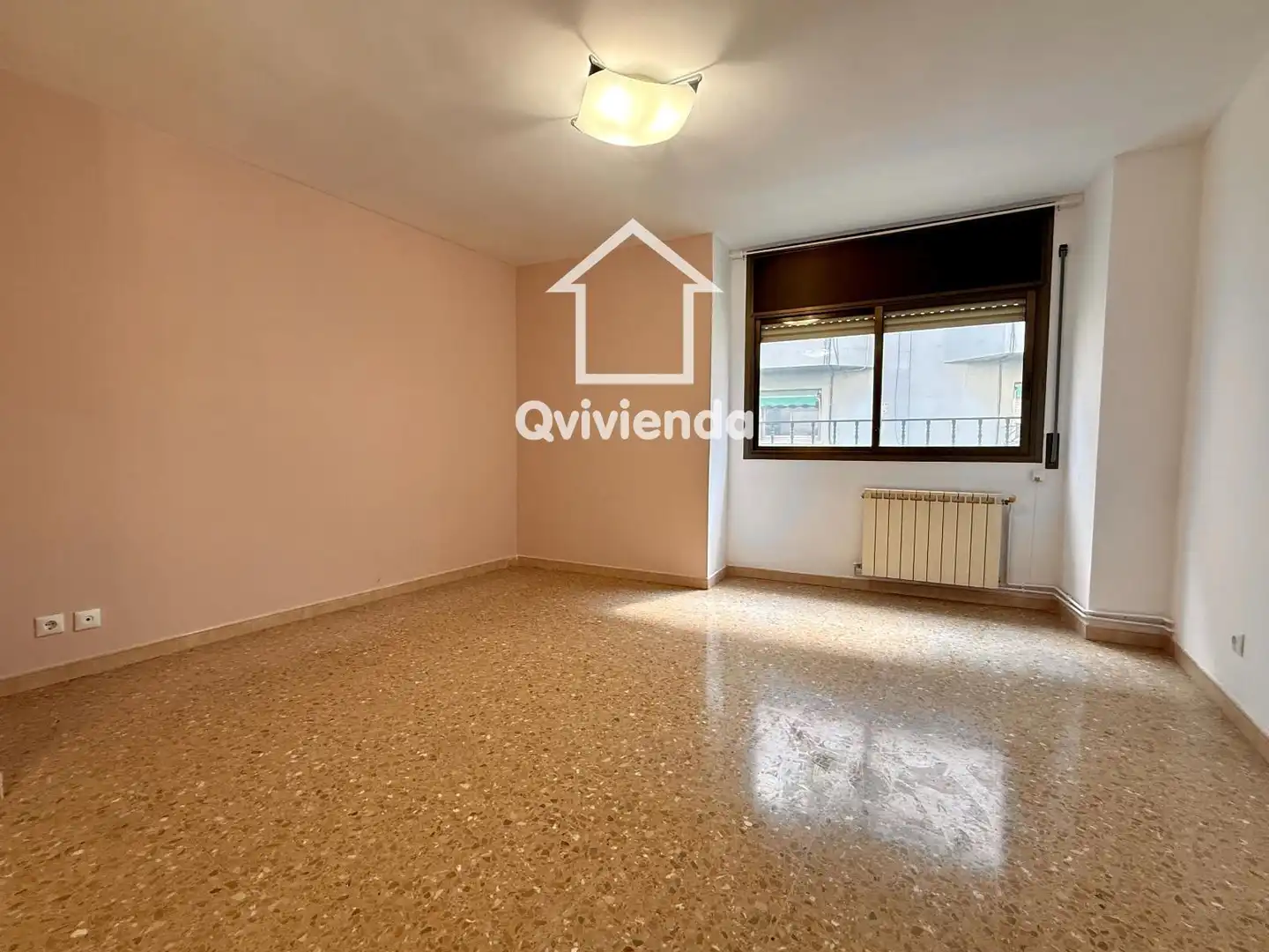 Vista exterior de Piso en venta en Polinyà con Calefacción, Terraza y Balcón
