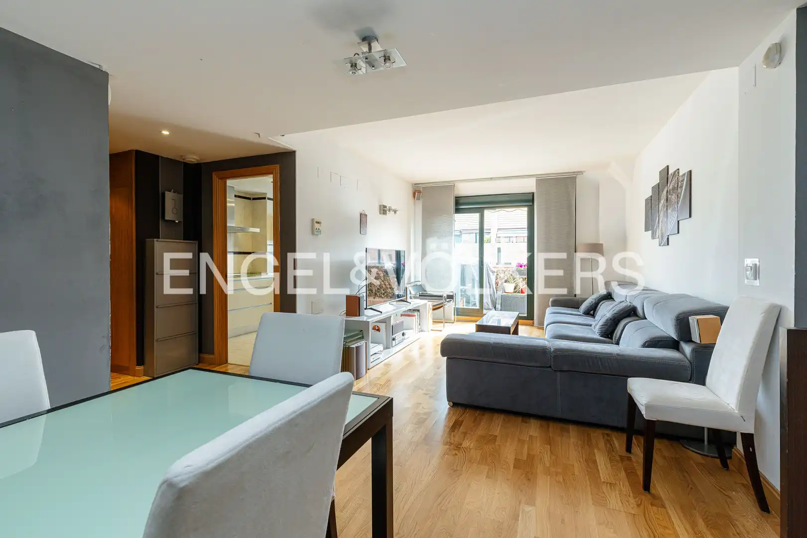 Exterior view of Attic for sale in Las Rozas de Madrid  with Air Conditioner, Heating and Terrace