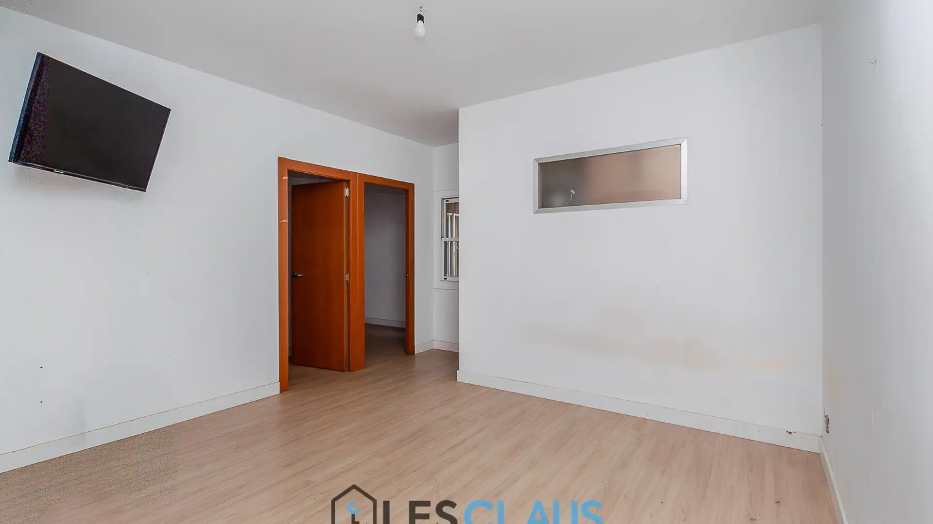 Dormitori de Pis en venda en Badalona