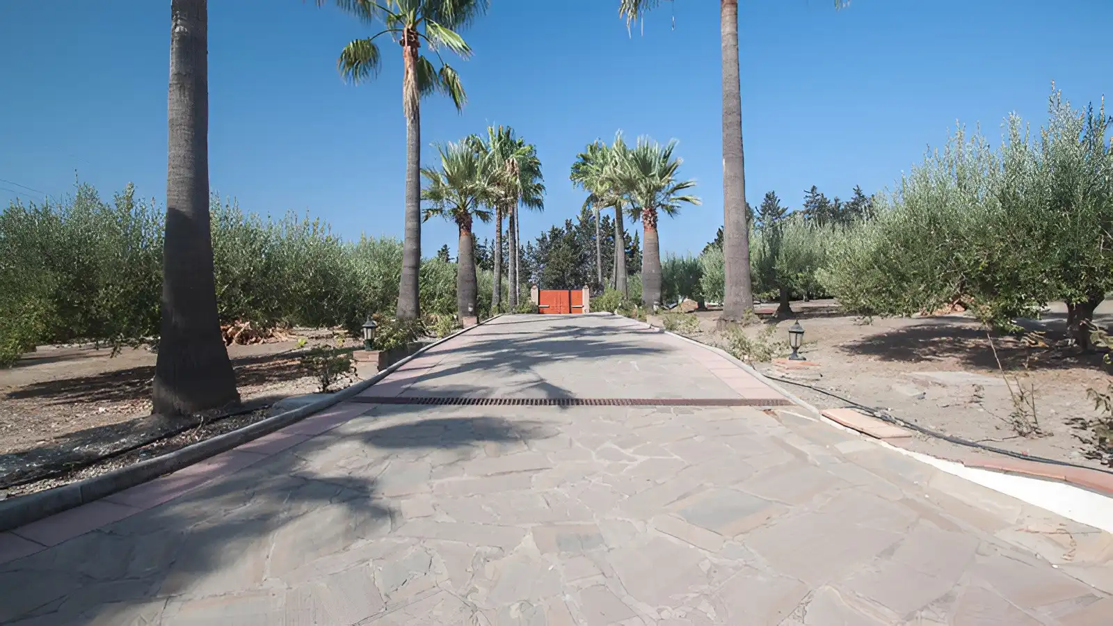 House with pool for sale in Estepona Pueblo, imagen 5