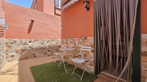 Foto 3 de Casa adosada en venda a Las Rosas, Arona