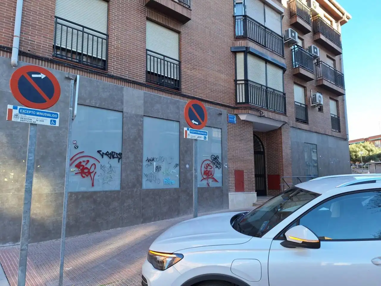 Local commercial à vendre à Calle Margarita Fuente
