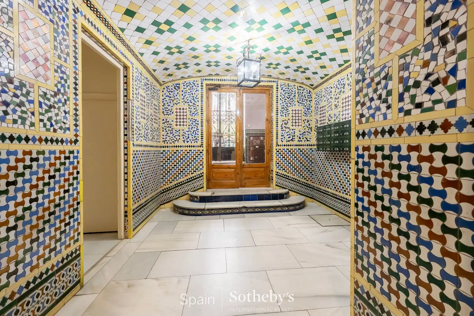 Apartments for sale in Madrid  with Air Conditioner and Heating