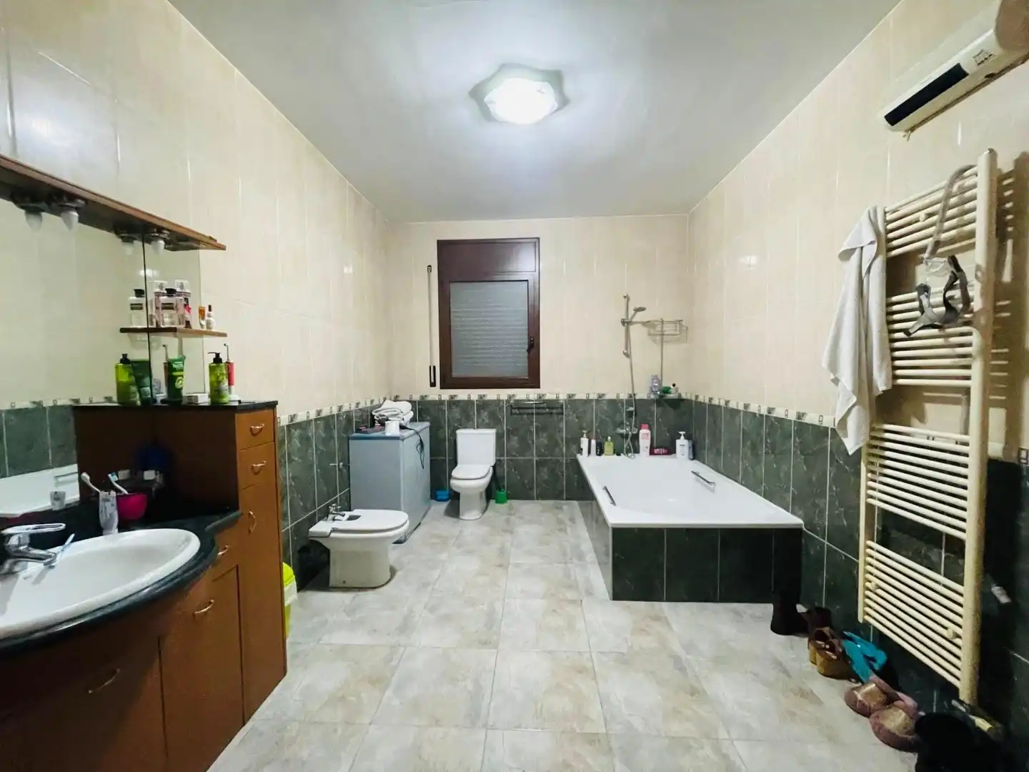 Bathroom of Houses for sale in Valldemar - Montmar