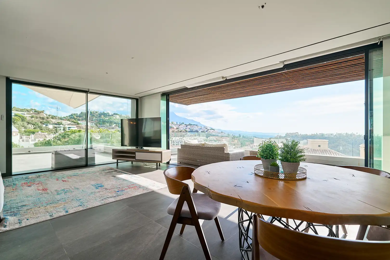 Terraza de Casa o chalet en venta en Benahavís con Aire acondicionado, Calefacción y Jardín privado