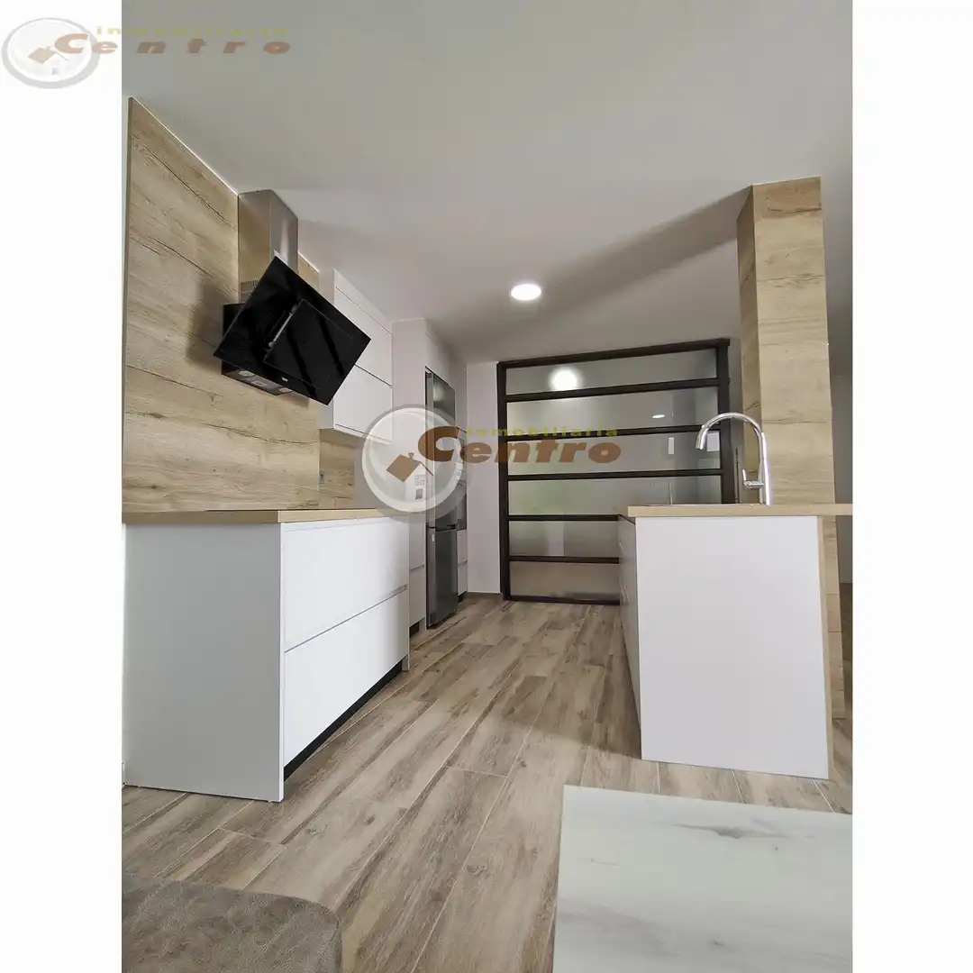 Cuina de Apartament en venda en Albacete amb Aire condicionat, Calefacció i Terrassa