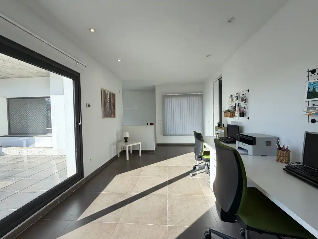 Casa o chalet en venta en Cornellà del Terri con Jardín privado, Terraza y Piscina