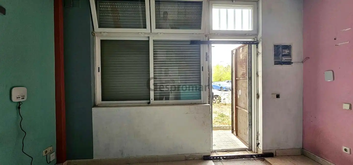 Planta baja en venta en Fuencarral - El Pardo