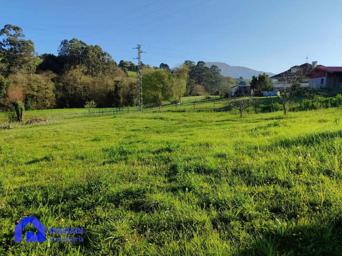 Casa adosada en venta en Corvera de Asturias con Jardín privado