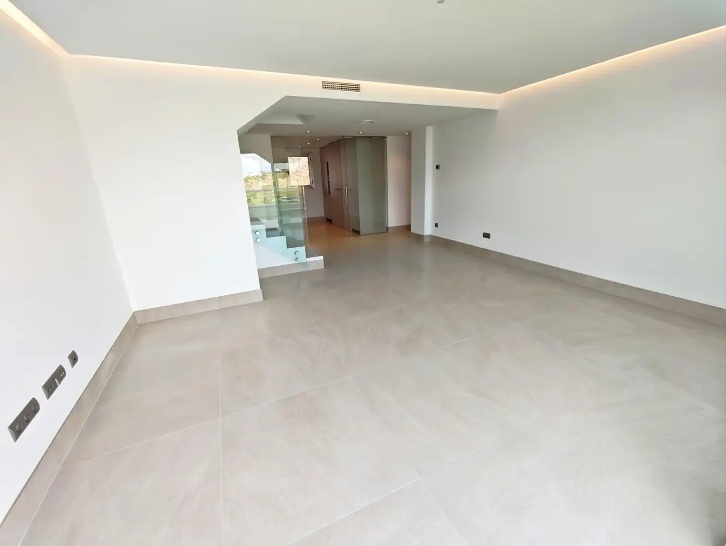 Attico con piscina in vendita a Calle Valle de Somiedo Urbanización Lagar Martell, imagen 11