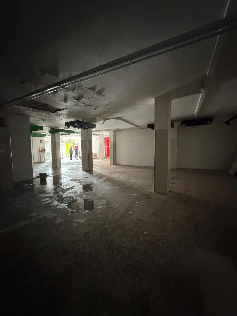 Local comercial en venta en Centre - Estació, imagen 12