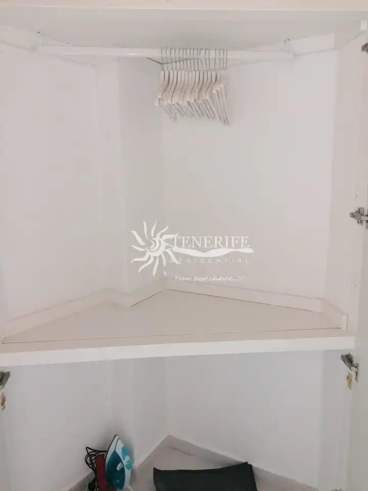 Planta baja en venta en Adeje con Terraza y Amueblado