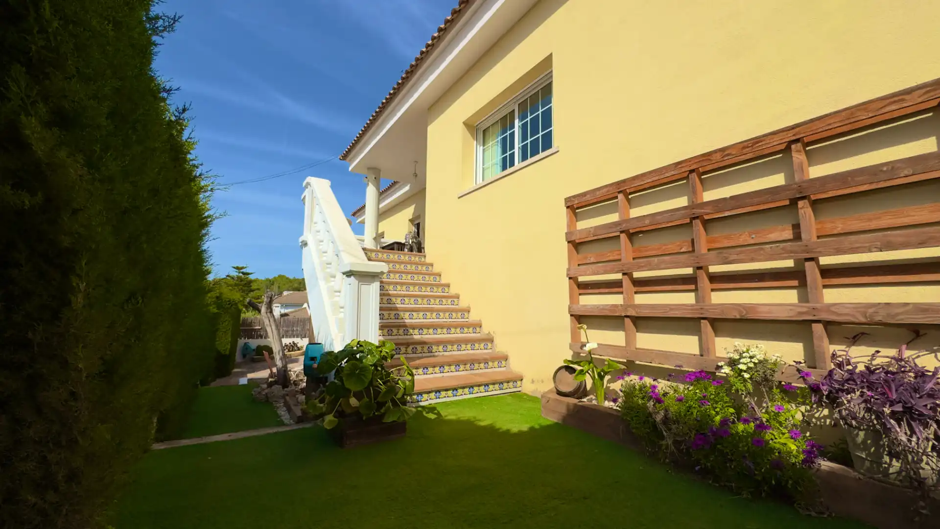 Vista exterior de Casa o chalet en venta en El Vendrell con Aire acondicionado, Calefacción y Jardín privado