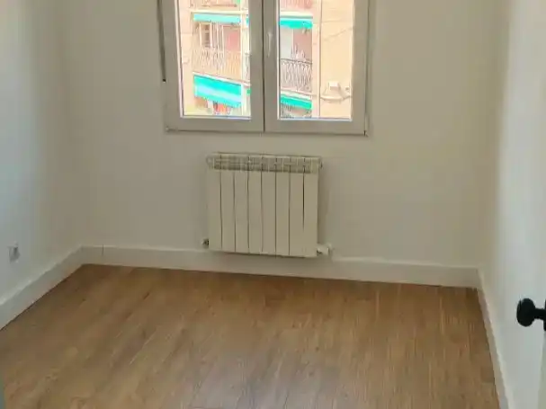 Terrassa de Pis en venda en La Adrada 