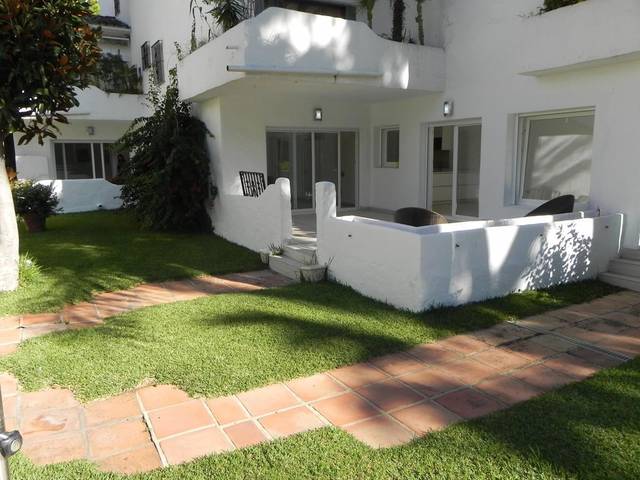 Apartamento en Alquiler en Puerto Banús
