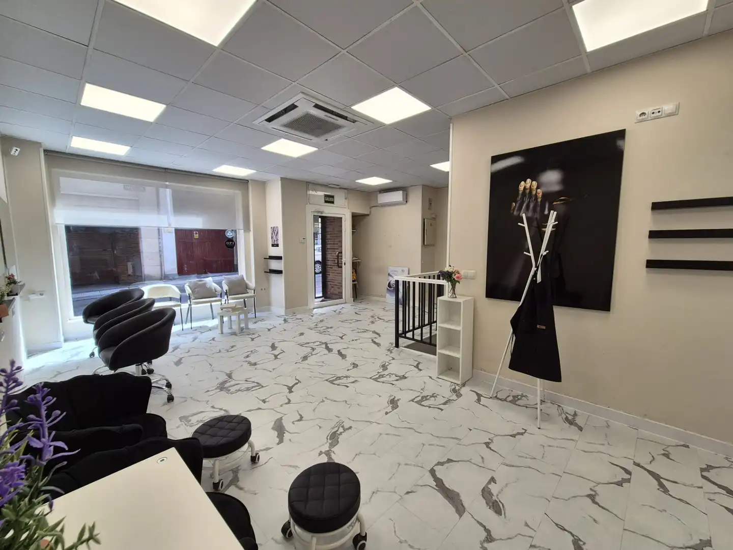 Local en venta en Majadahonda con Aire acondicionado y Calefacción