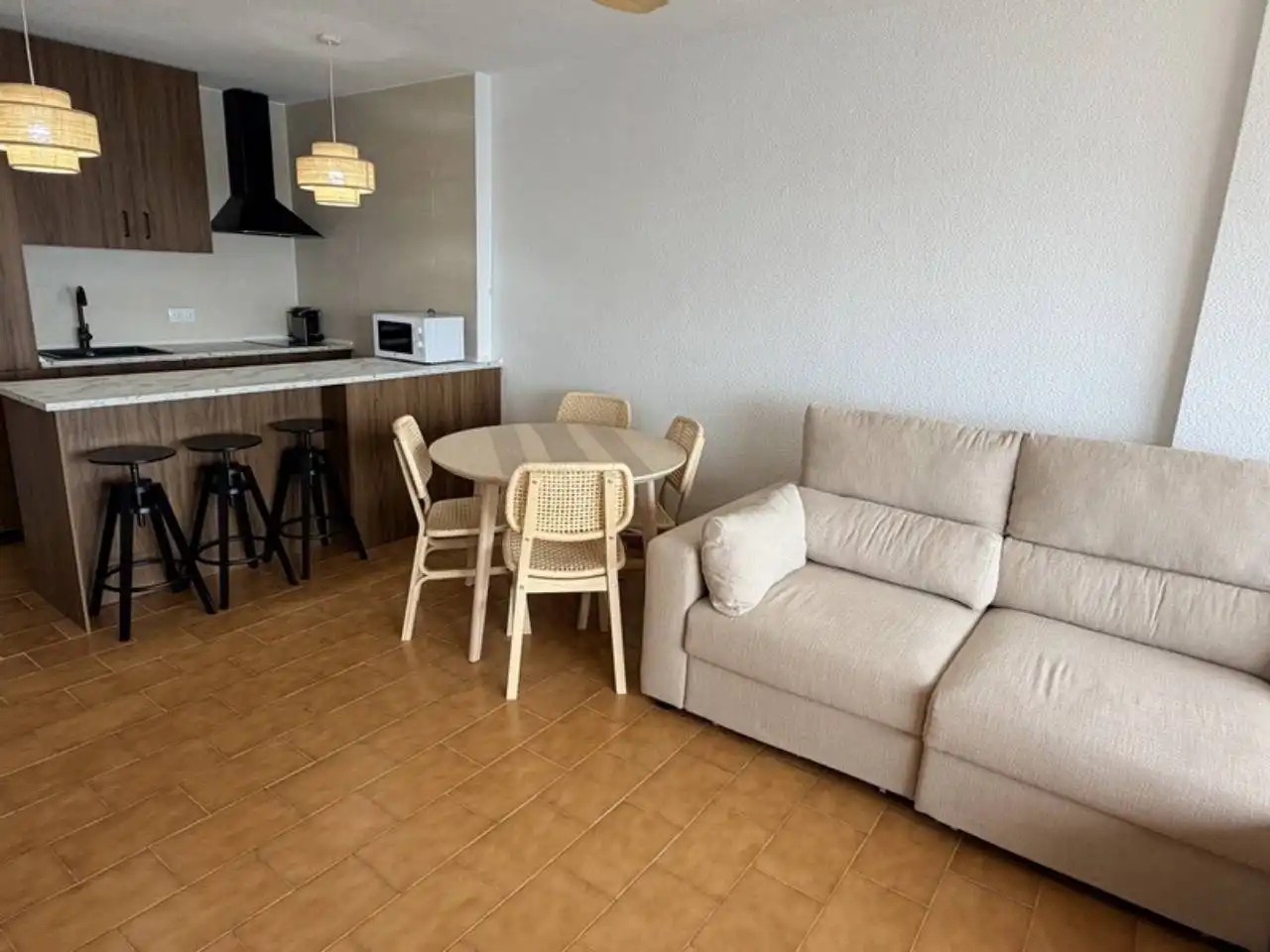 Living room of Apartments for rent in Almuñécar  with Terrace, Storage room and Furnished