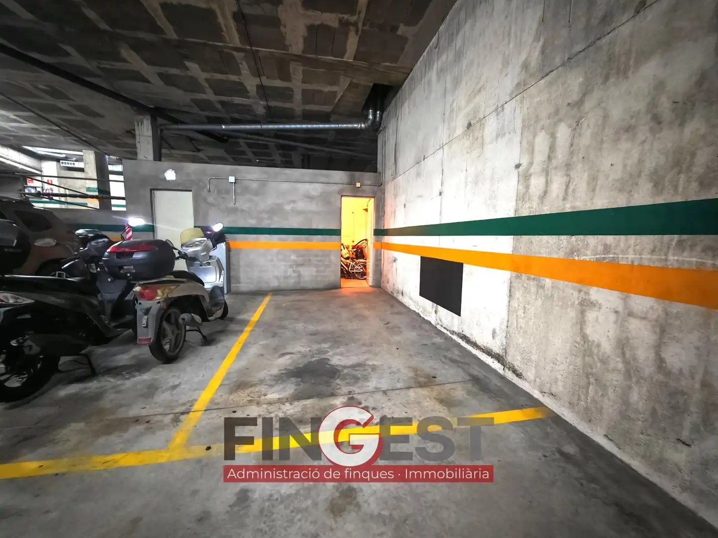 Parking de Piso en venta en Blanes con Aire acondicionado, Calefacción y Terraza