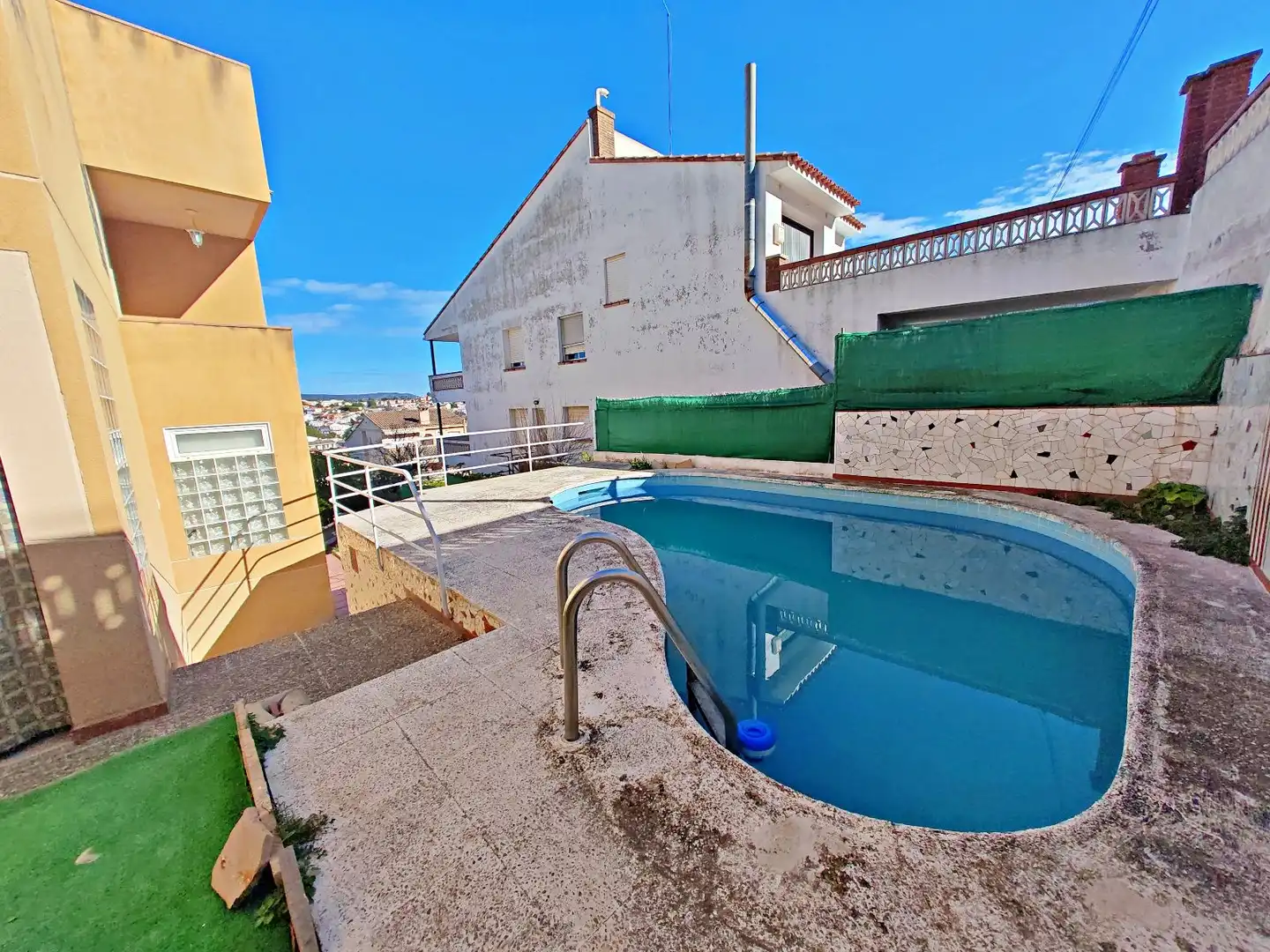 Swimming pool of Houses for sale in Creixell  with Air Conditioner, Heating and Terrace
