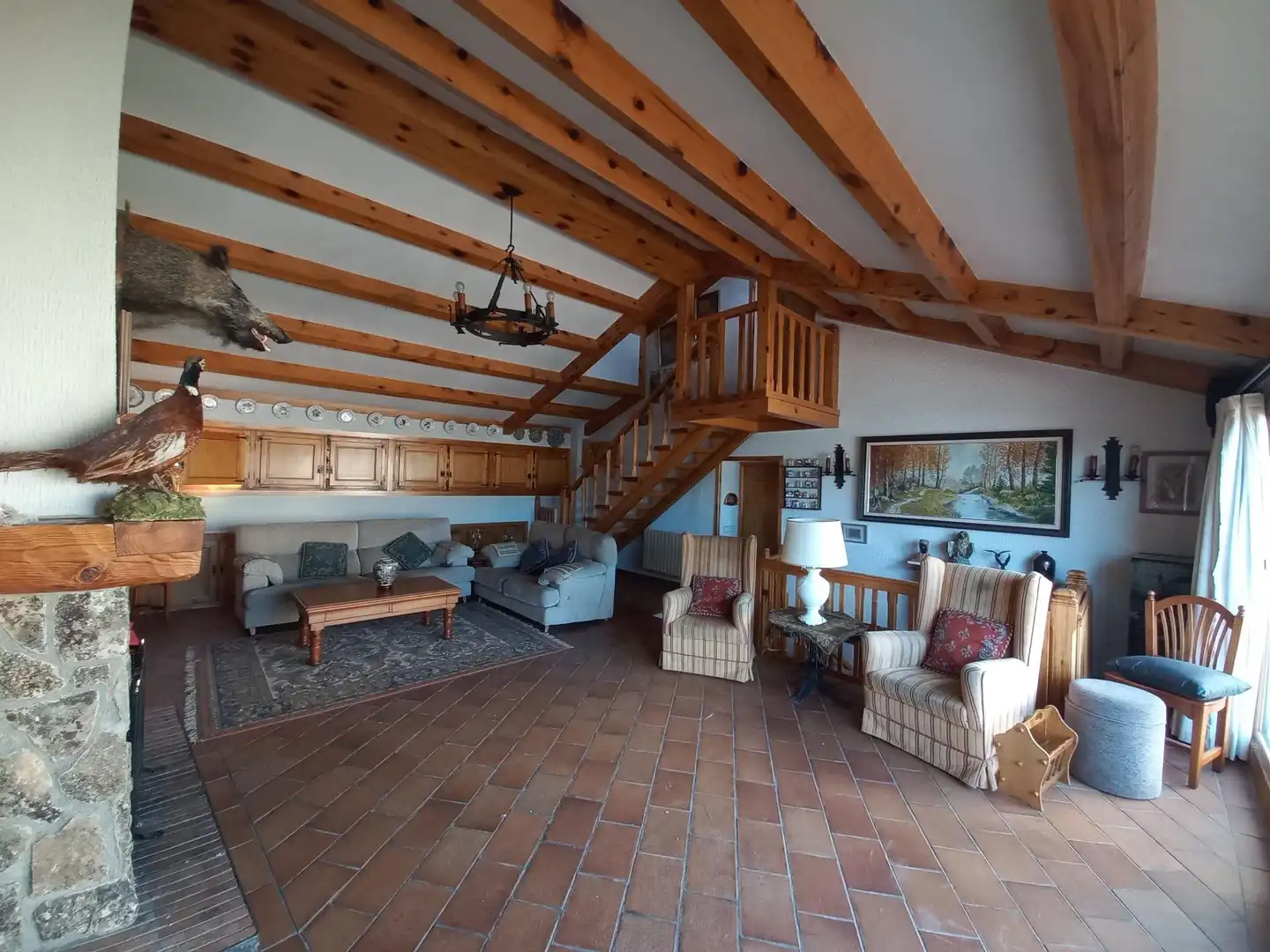 Sala d'estar de Casa o xalet en venda en Torrecaballeros amb Calefacció, Jardí privat i Traster