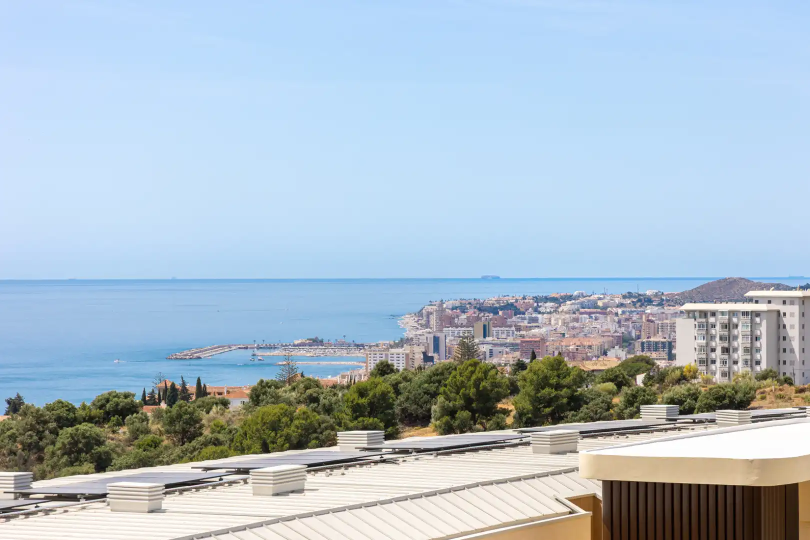 Vista exterior de Pis de lloguer en Fuengirola amb Aire condicionat, Calefacció i Terrassa