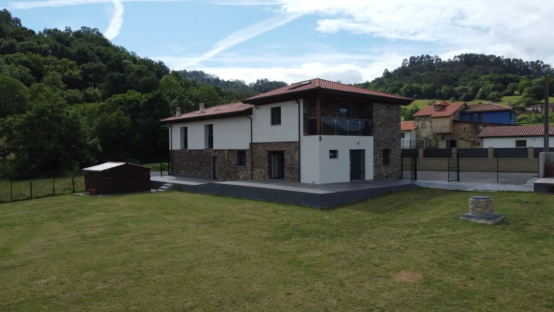 Vista exterior de Casa o chalet en venta en Grado con Calefacción, Terraza y Trastero