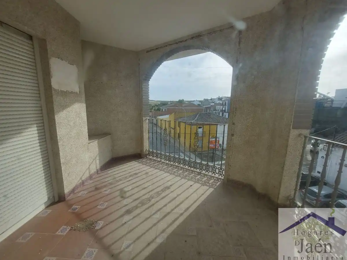 Terraza de Piso en venta en Begíjar con Terraza