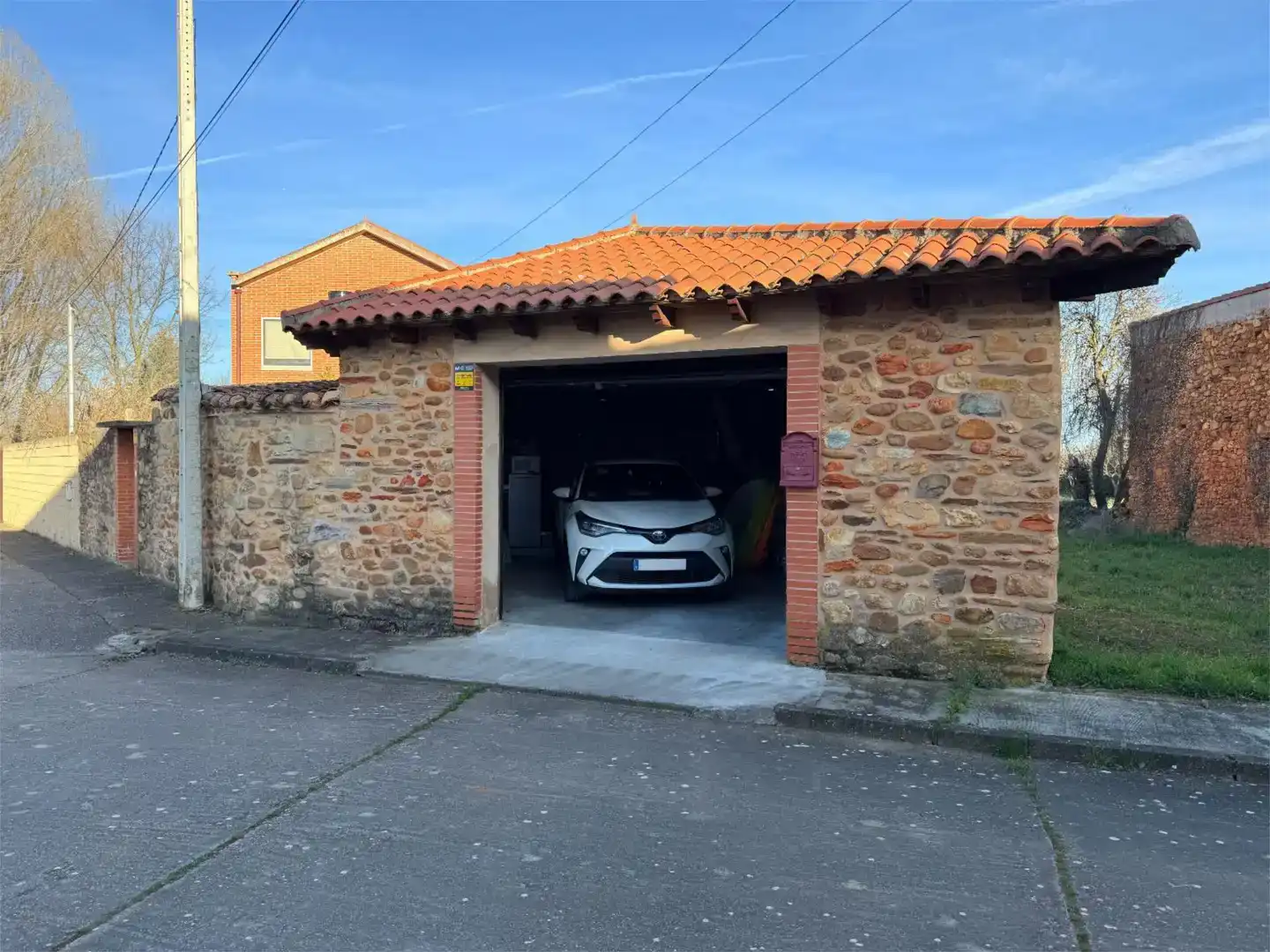 Parking de Casa o chalet en venta en Luyego con Balcón
