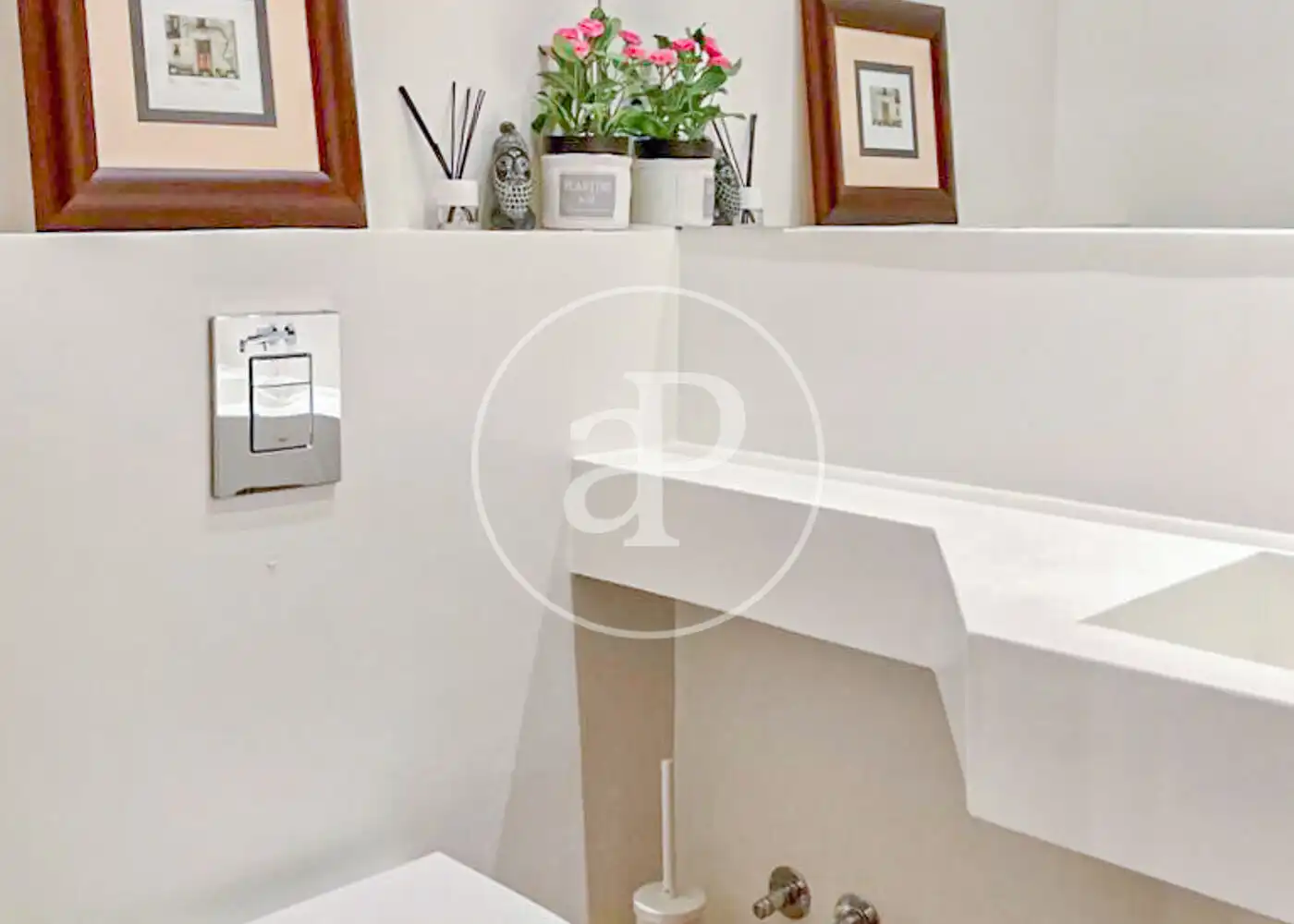 Baño de Casa o chalet de alquiler en Madrid con Aire acondicionado, Calefacción y Jardín privado